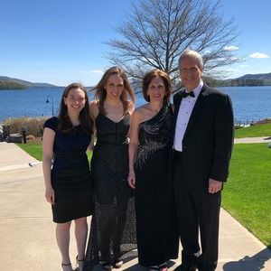 Meet your Posher, Sharon